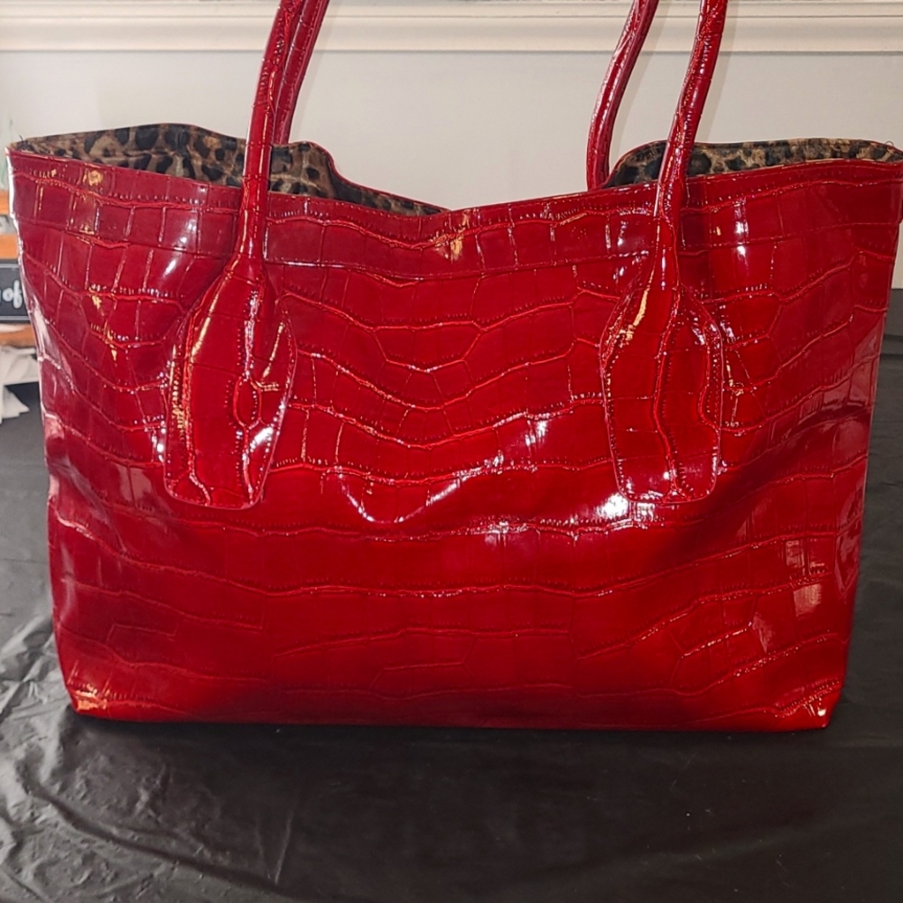 Elizabeth Arden Tote